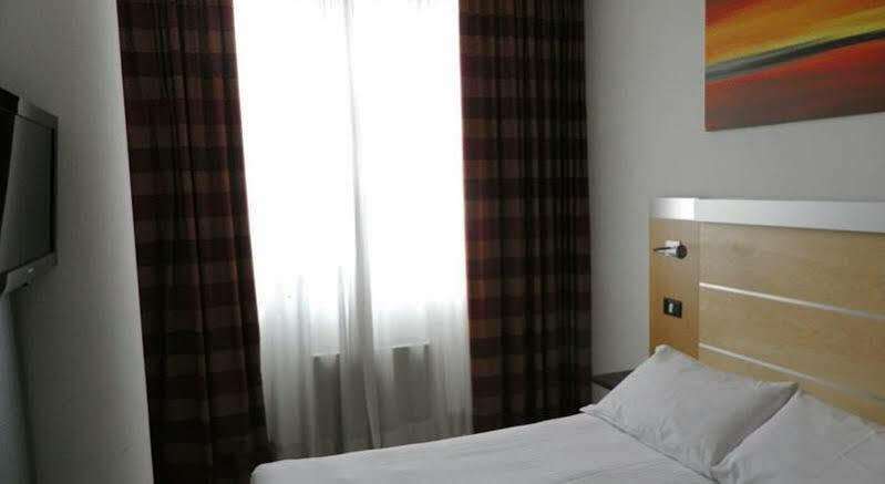 Sotel Nomentana Roma Εξωτερικό φωτογραφία
